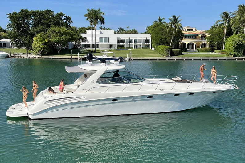 Sea Ray 540 Sundancer 01